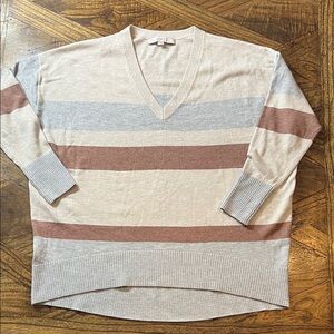 LOFT V-Neck Oversized Tunic Sweater in Cream, Gray, and Brown, 3/4 Sleeve, Sz M